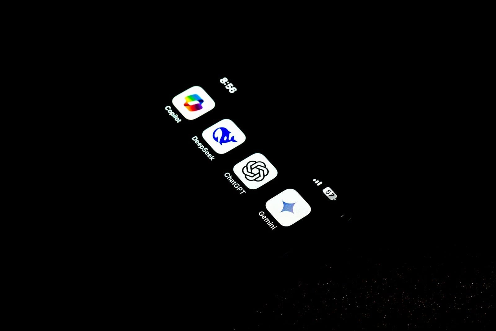 Big tech in panic mode... Did deepseek r1 just pop the ai bubble?